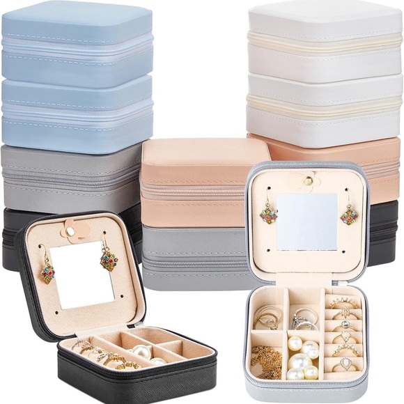 CUSTOM ENGRAVED Travel Jewelry box - Picture 2 of 6